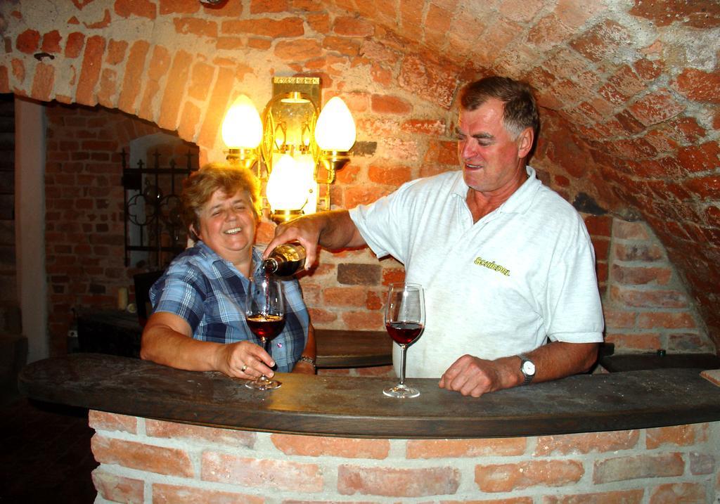 Gasthof Schneider Sebersdorf Bagian luar foto